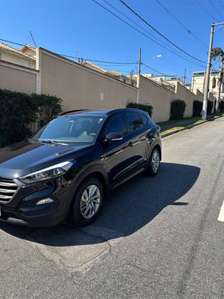 HYUNDAI TUCSON 1.6 16V T-GDI GASOLINA GLS ECOSHIFT HYUNDAI TUCSON 1.6 16V T-GDI GASOLINA GLS ECOSHIFT